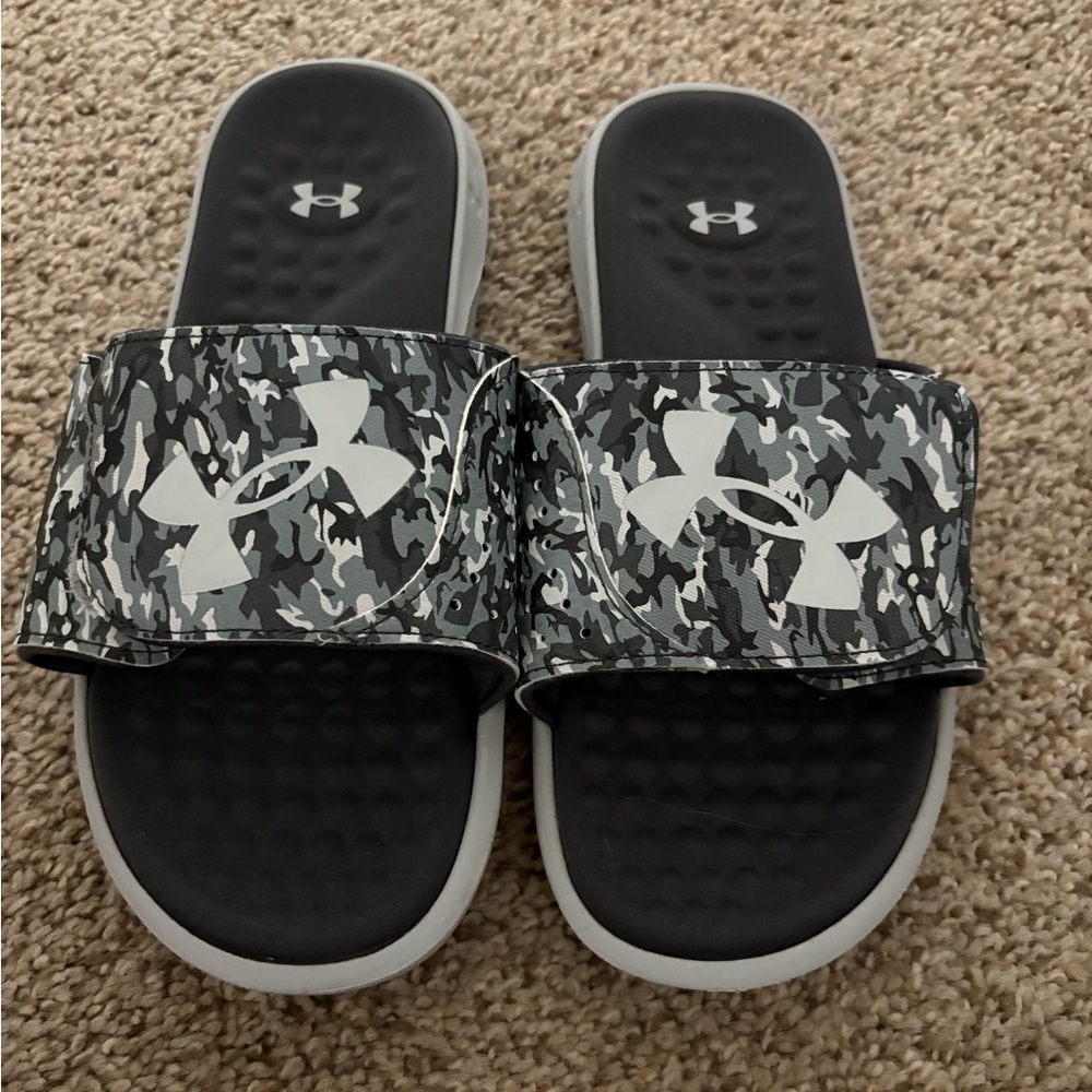 Under Armour Kids' Camo Slide Sandals - Black and White